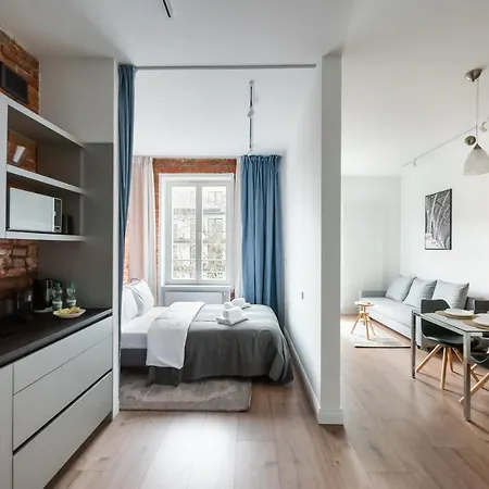 East Modern Apartment Warsaw